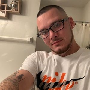 Meet your Posher, Dylan